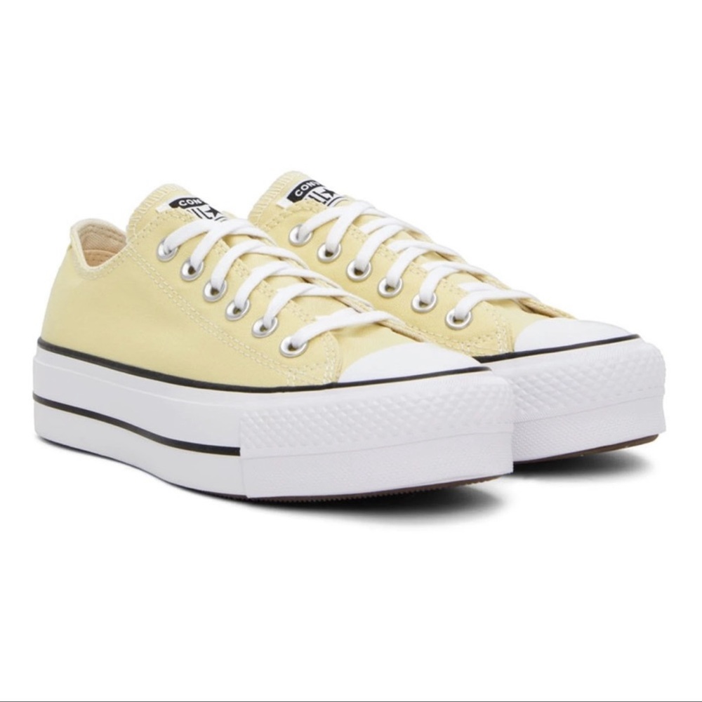 NEW✨ Chuck Taylor All Star Lift Converse Platform Sneakers